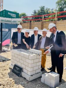 11. Juni 2025 
 - Grundsteinlegung "Wohnen unter der Godesburg"
© Deutscher Mieterbund Bonn/Rhein-Sieg/Ahr e.V.